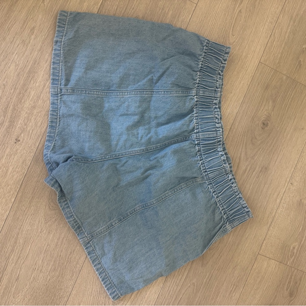 Madewell Light Blue Jean Shorts - Picture 3 of 5